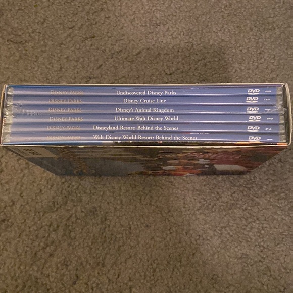 NWT DVD Box Set- Disney Parks:The Secrets, Stories, and Magic Behind the Scenes - Picture 6 of 7